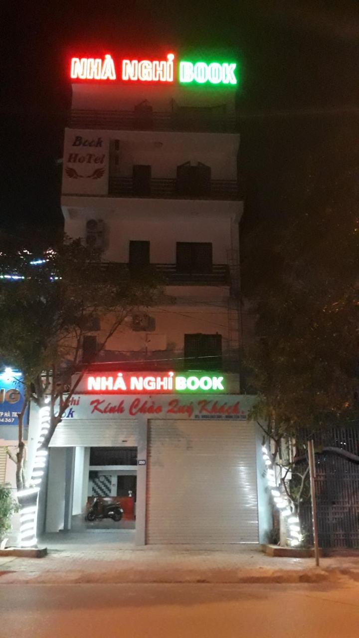 Отель Nha Nghi Book Hoan Giap Экстерьер фото